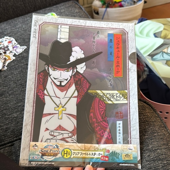 One Piece Themed Clear File Folder - Picture 5 of 9